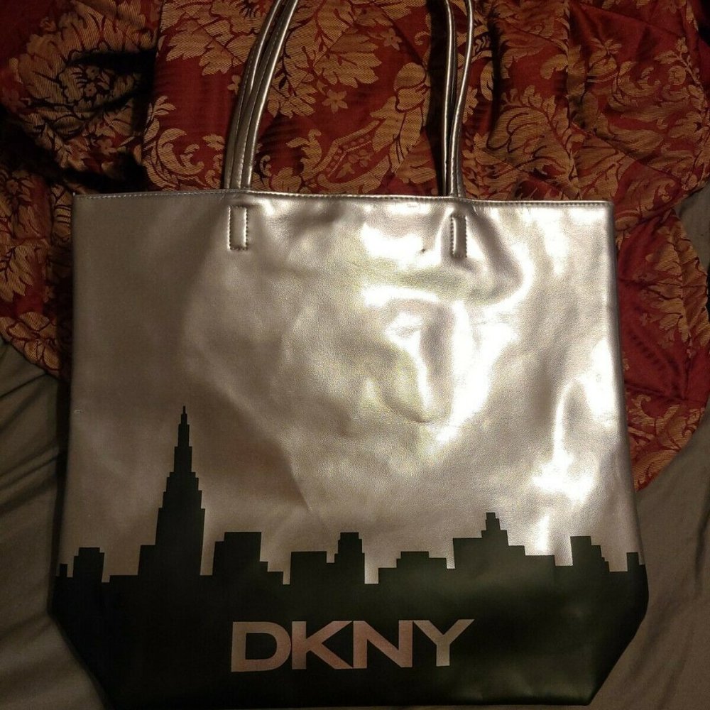 DKNY Metallic Silver / Black Design Bag